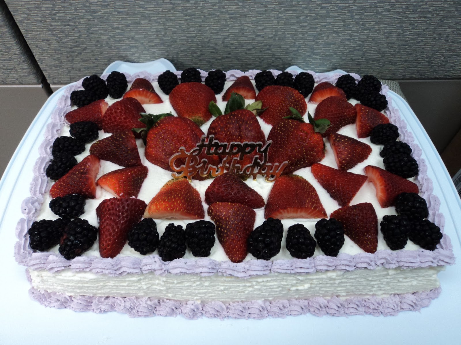 C9 Bakery Quarter Sheet Strawberry Birthday Cake