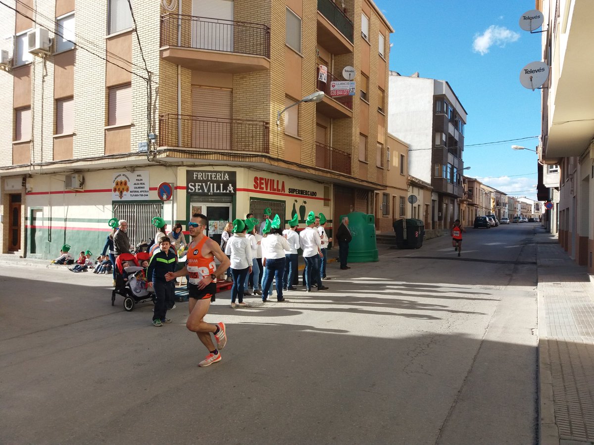 FOTO MEDIA MARATÓN VILLA DE LA RODA