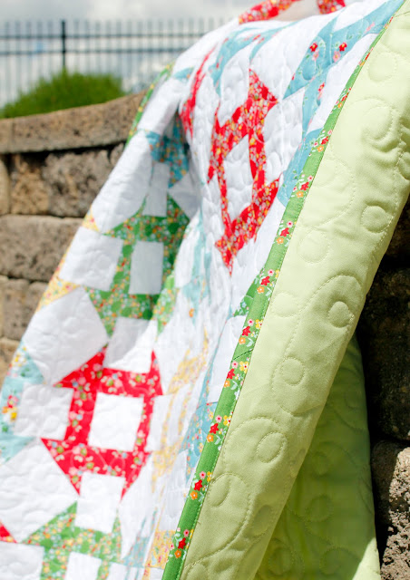 Churn Dash quilt made by A Bright Corner - link to free pattern!
