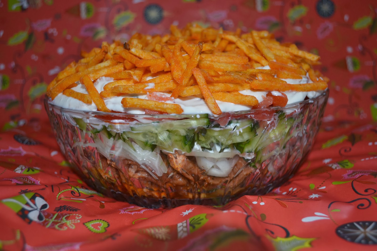 Millas Kitchen: Gyros-Schicht-Salat