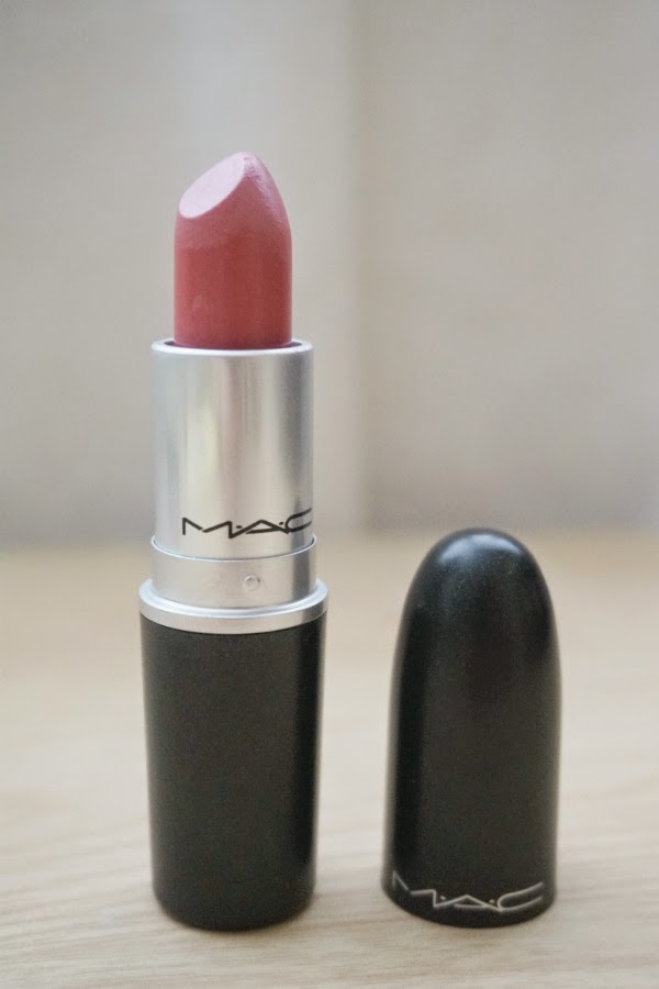 MAC Lipstick in Please Me (Matte) | Review, Photos, Swatches - Jello Beans
