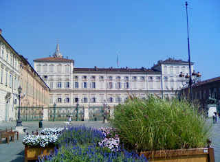 Looking towards the Palazzo Reale from the Piazza Castello
