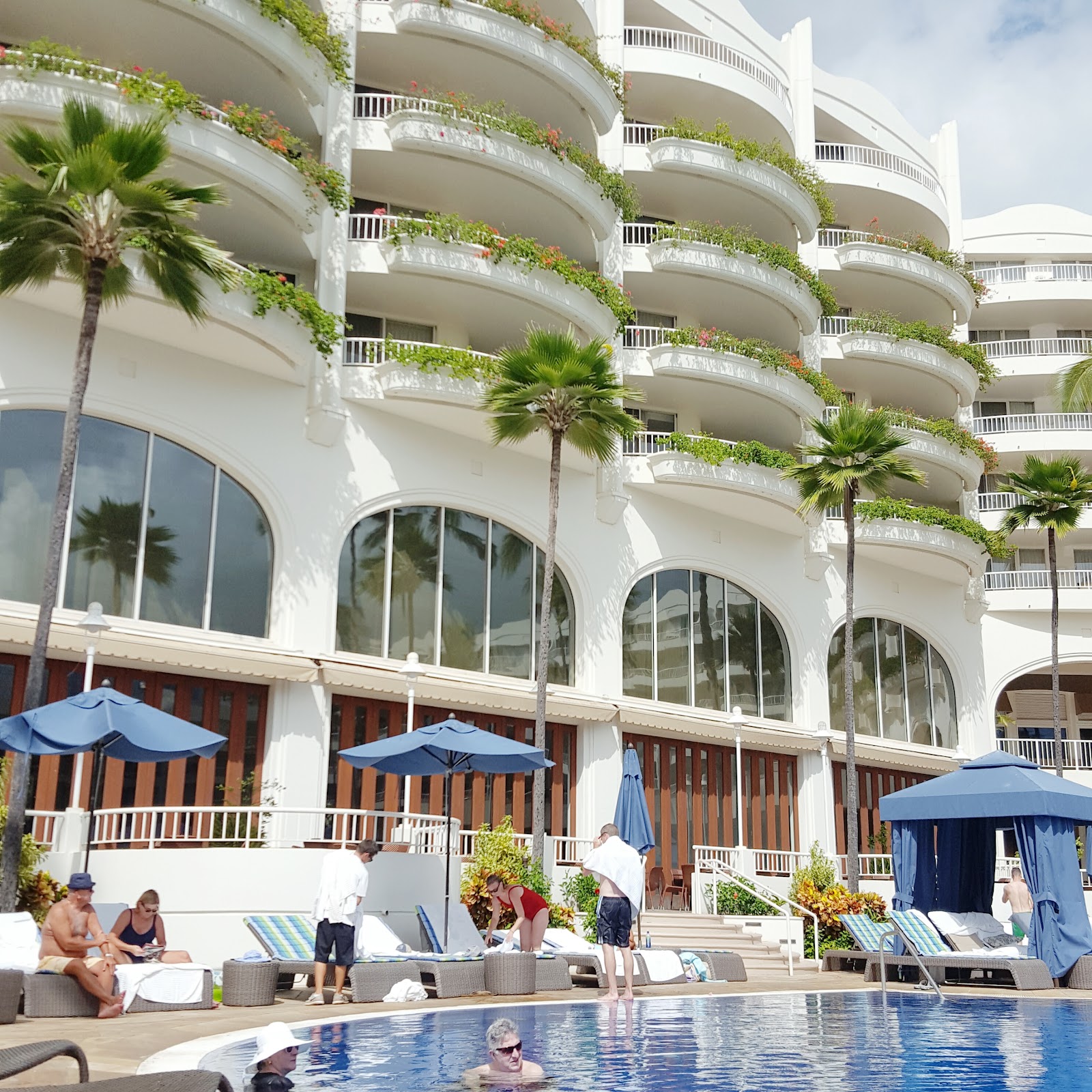 Fab Five Maui Beauty Essentials