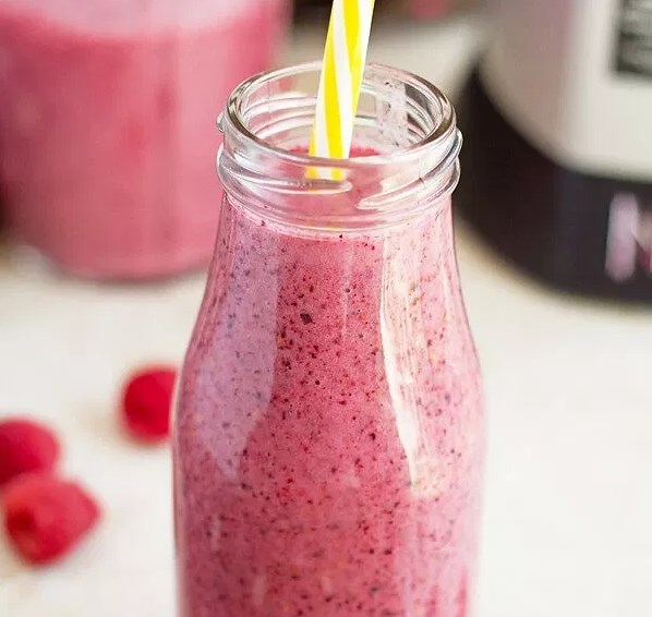 MIXED TRIPLE BERRY SMOOTHIE #healthydrink #smoothies