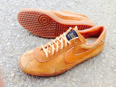 âSNEAKERQUEENâ: 1971 Nike Unknown Vintage aka âFlyte Suedeâ