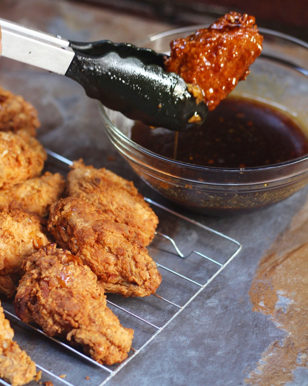 Sticky Crispy Garlic Chicken Wings Sticky Crispy Garlic Chicken Wings