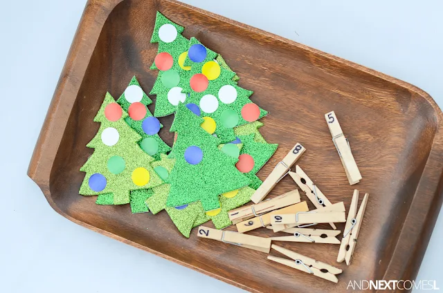 Simple Christmas themed counting activity for kids from And Next Comes L