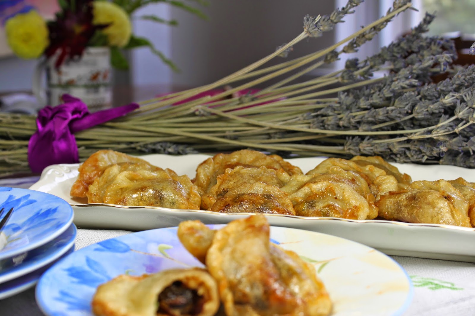 Dyna's Egyptian Cooking: Sweet stuffed pancakes ( قطايف Kataif / Qatayef )