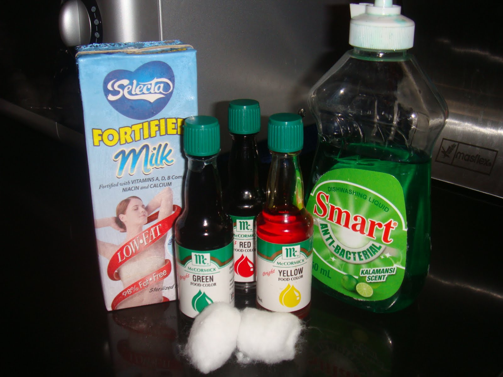 Science Experiment: Color Changing Milk - Glamma Momma