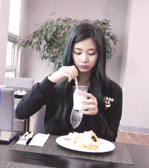 트와이스 쯔위.gif | 인스티즈