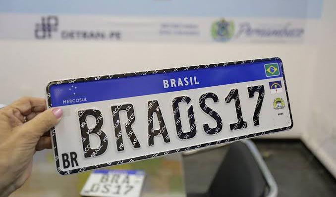 Placas Mercosul: Ministério Público apura denúncias de irregularidades