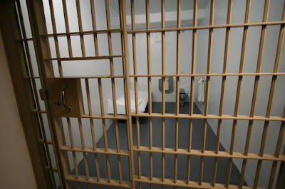 Holding cell adjacent to Florida's death chamber Holding cell adjacent to Florida's death chamber