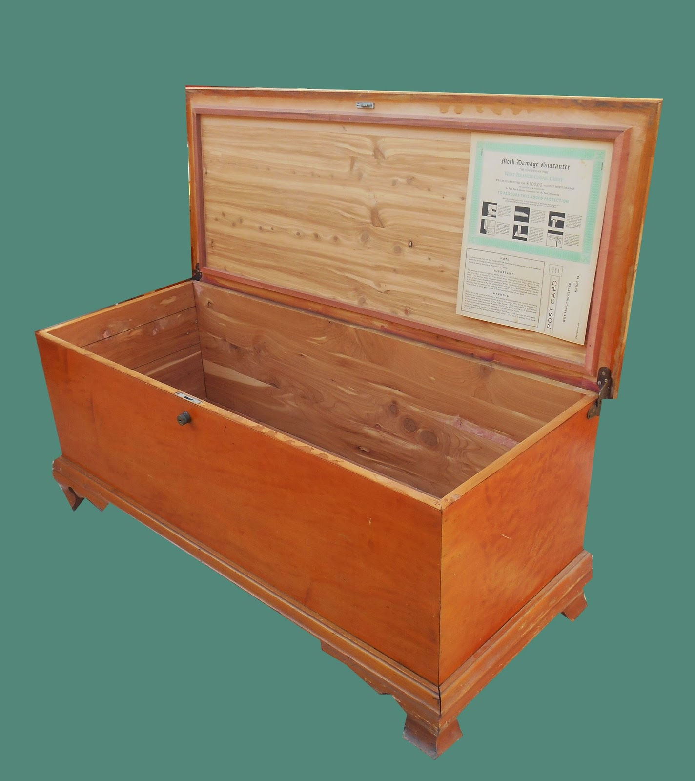Uhuru Furniture & Collectibles Vintage Cedar Chest REDUCED 95 SOLD