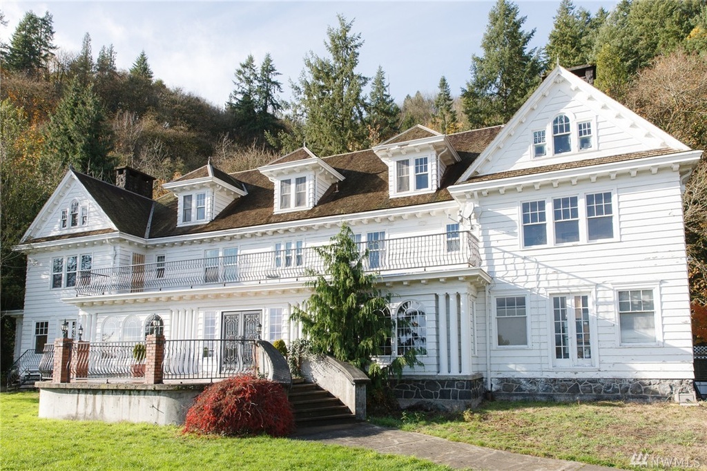 Sweet House Dreams 1927 Rutherglen Mansion Bed and Breakfast in