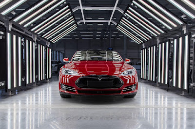 Canvis en el radar d'autoconducció del Tesla
