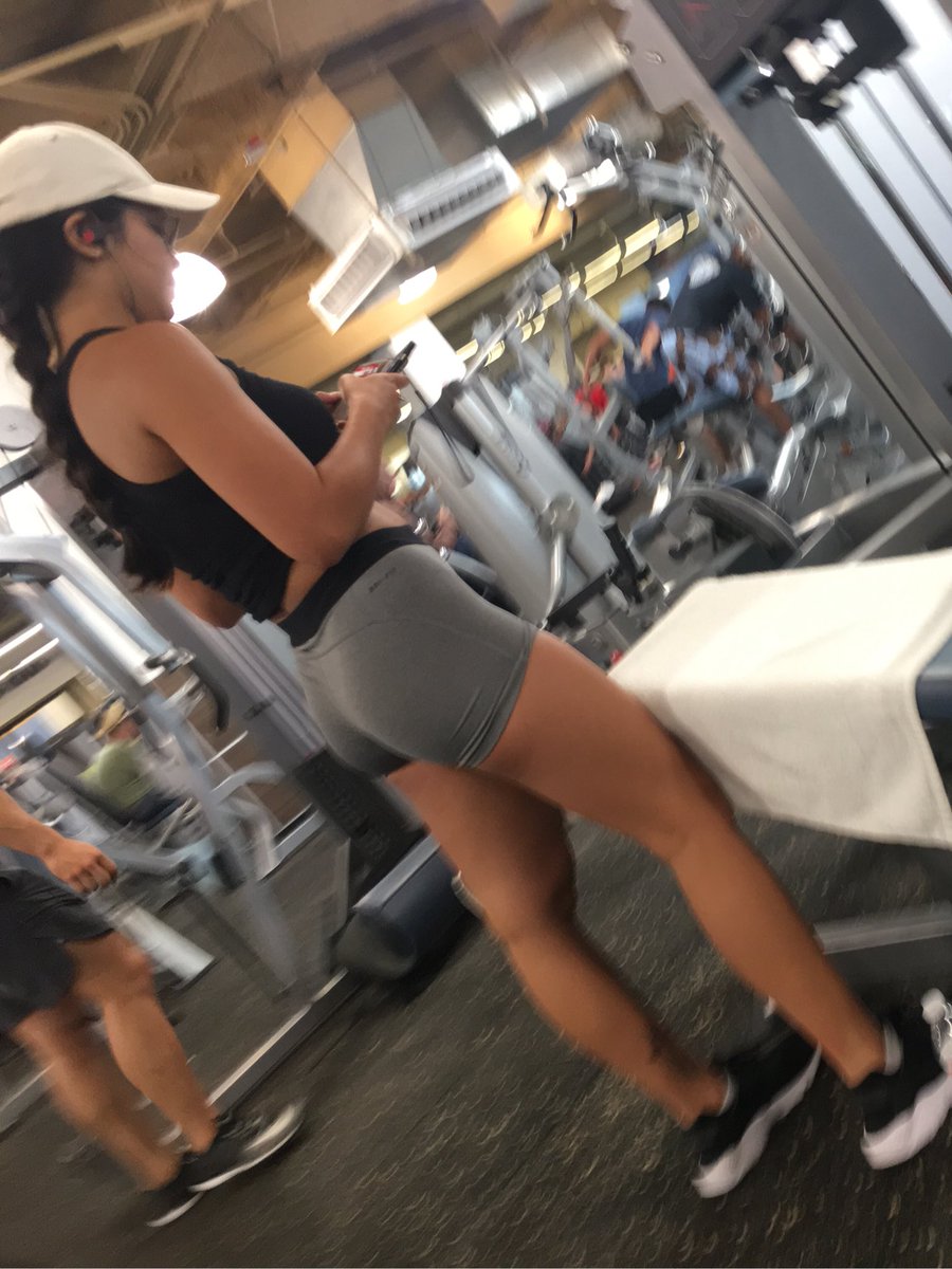 Chicas hot en el gym Mujeres bellas en la calle