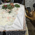 Cachorro impressiona familiares ao velar corpo da dona