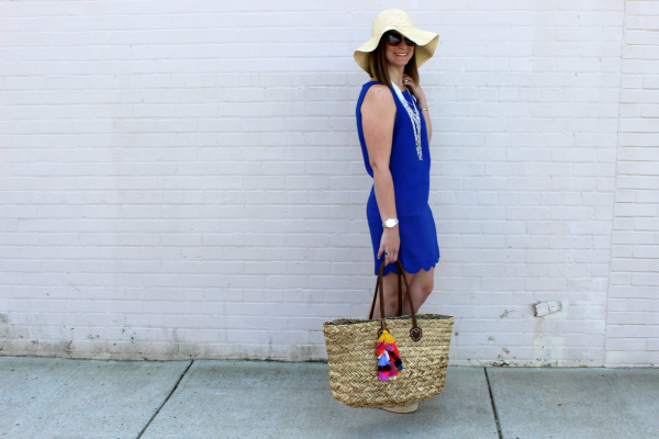 scallop dress, straw hat, beach tote, spring style