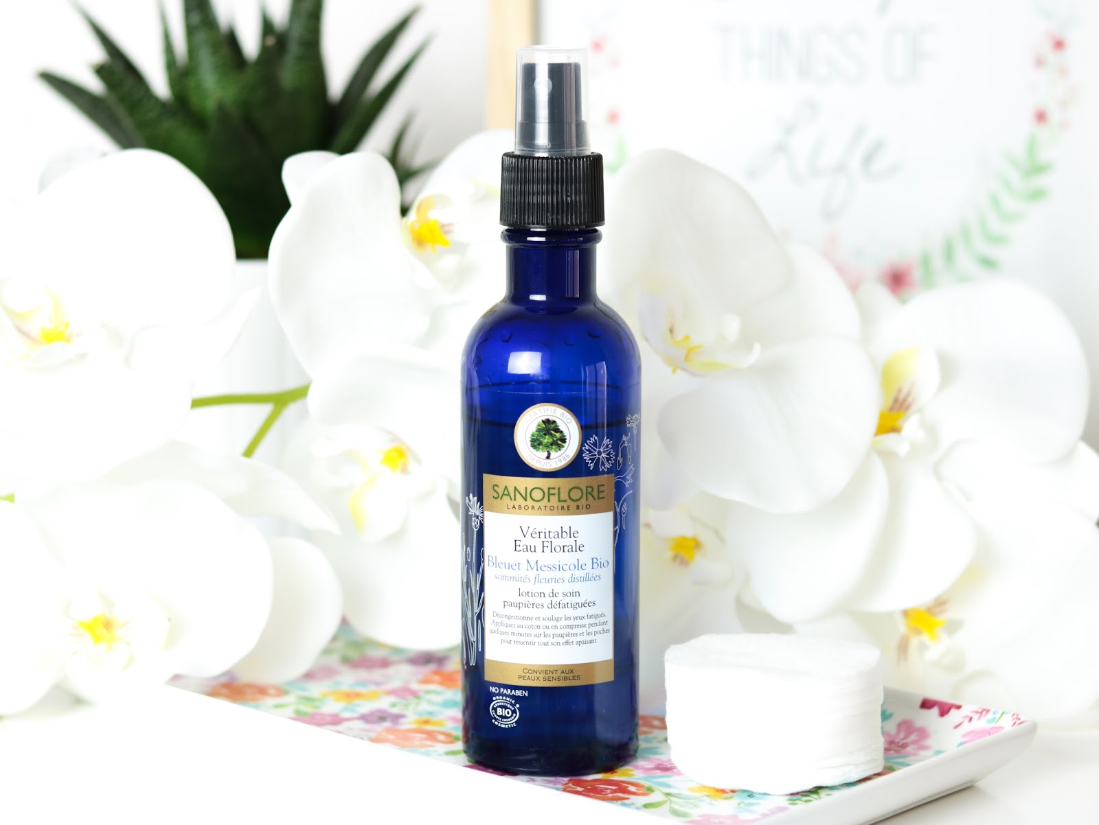 Véritable Eau Florale de Bleuet Messicole Bio de Sanoflore, décongestionner yeux. Solution Yeux gonflés.
