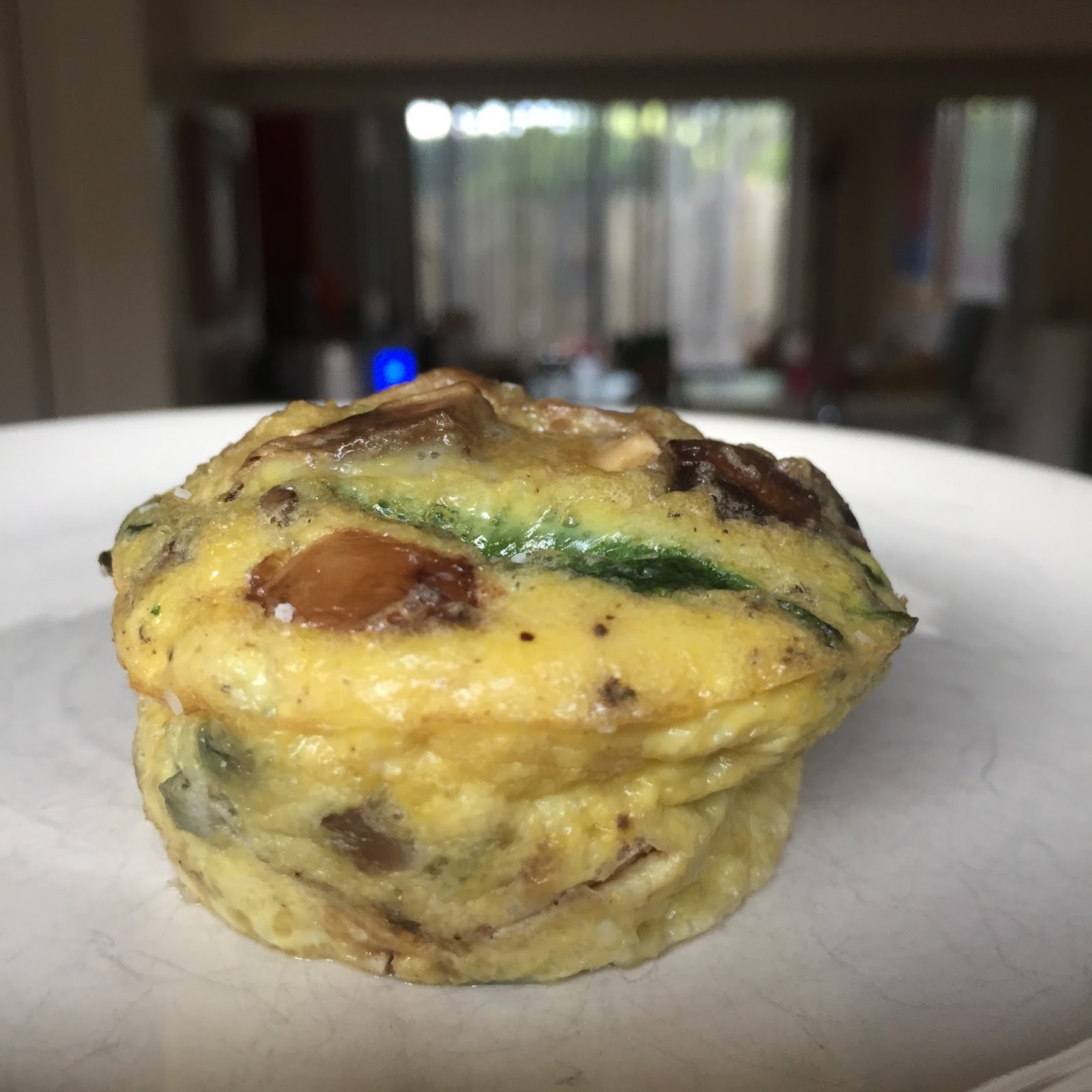 Easy Egg Cups with Spinach and Mushroom
