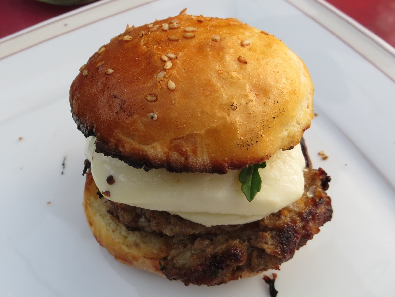 Meine kleine Welt: Rindfleischburger mit getrockneten Tomaten und ...