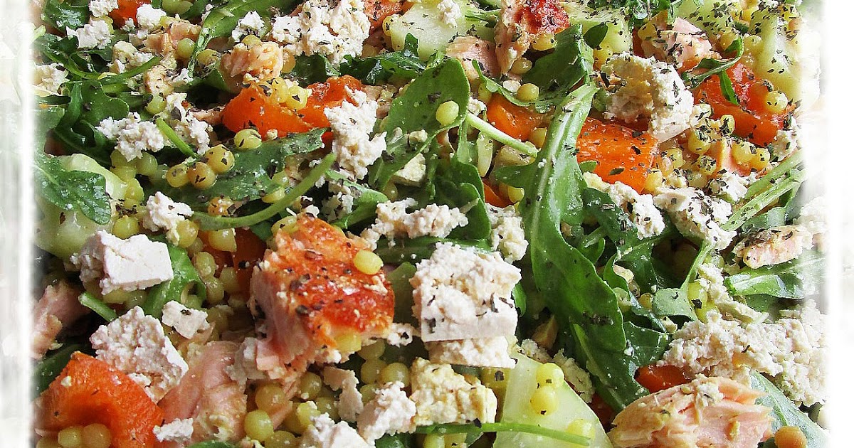Salade de couscous israélien au saumon et à la menthe