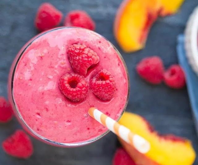 Raspberry Peach Smoothie Shake #healthy #drink