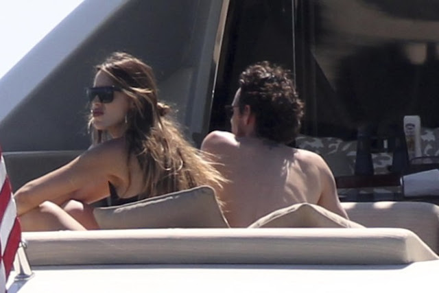 Marc Anthony y Shannon de Lima disfrutaron juntos un día de playa en Miami