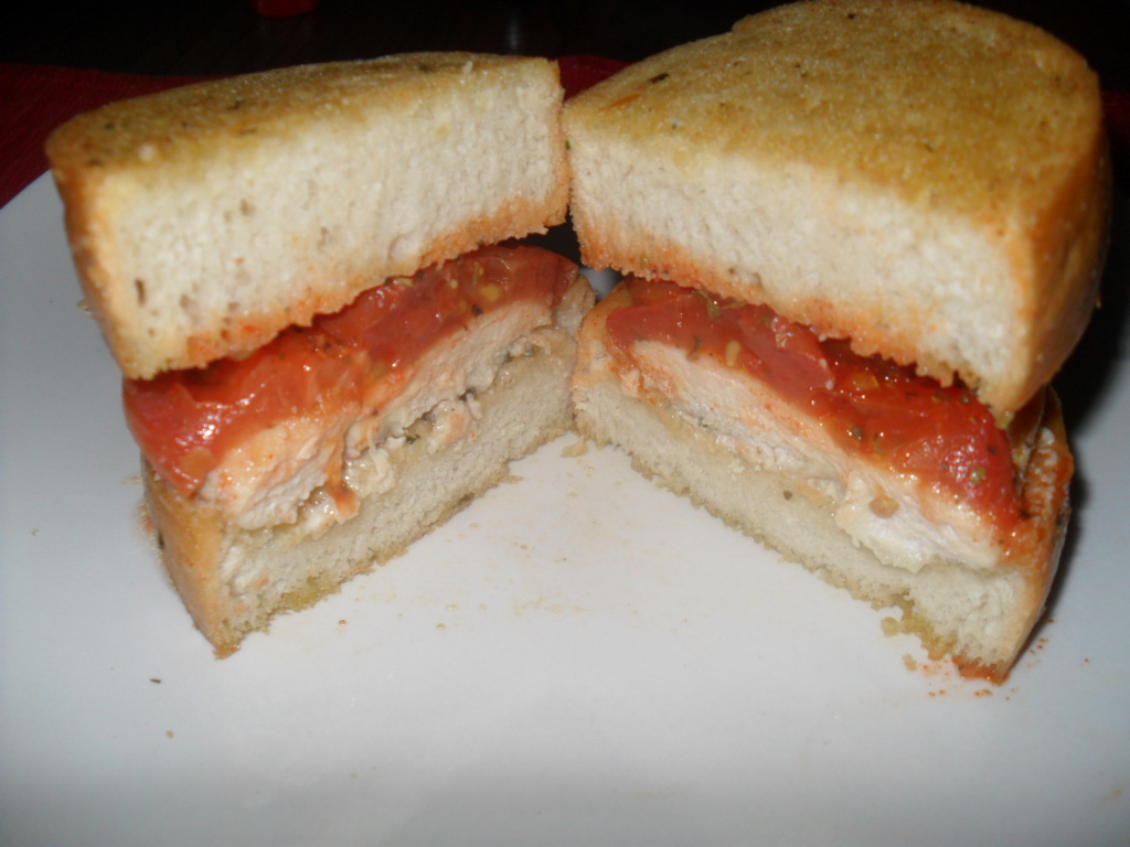 Simple & Delicioso Sándwiches de Pollo y Tomate