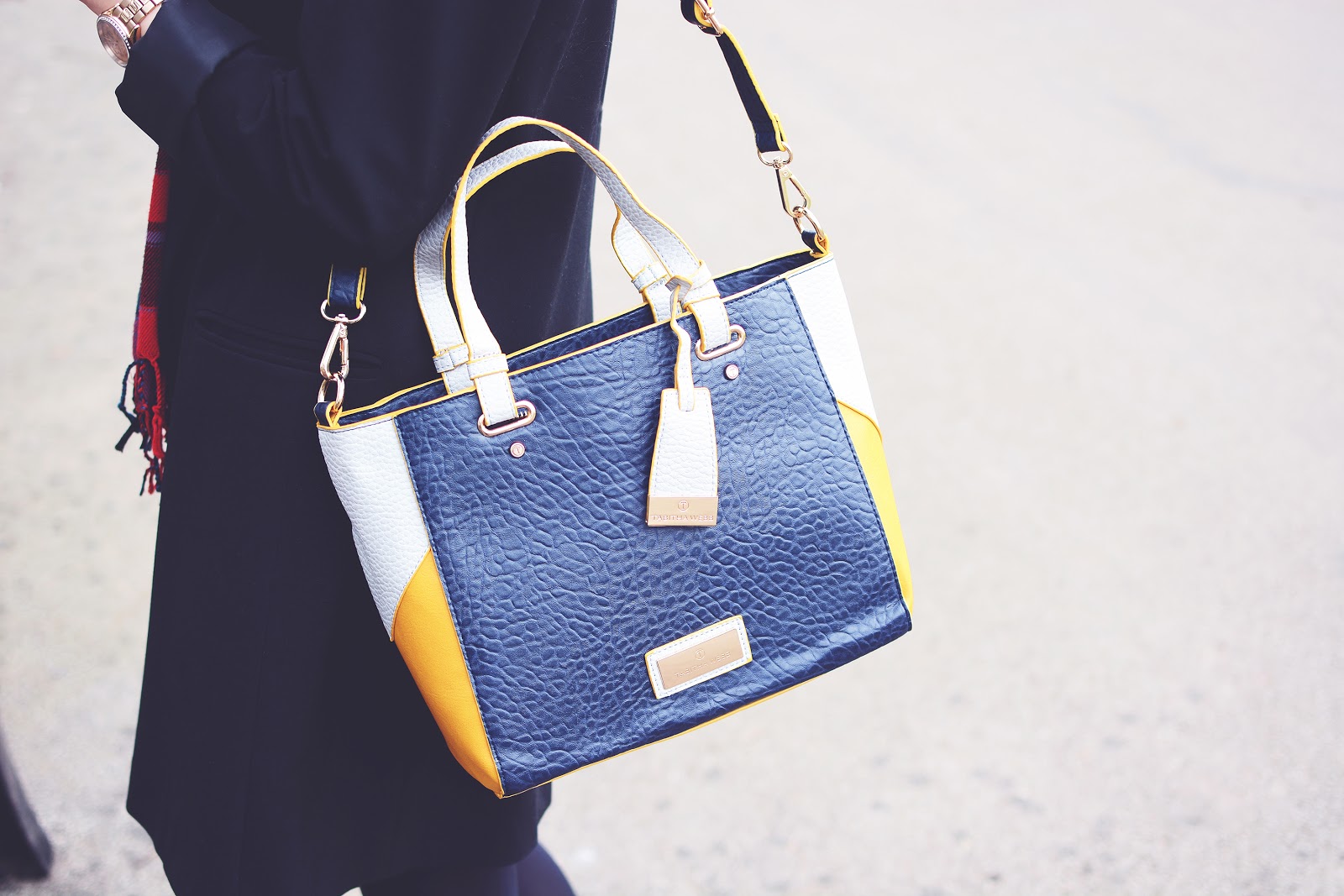 Tabitha Webb Handbag From Avon Tabitha Webb Handbag From Avon