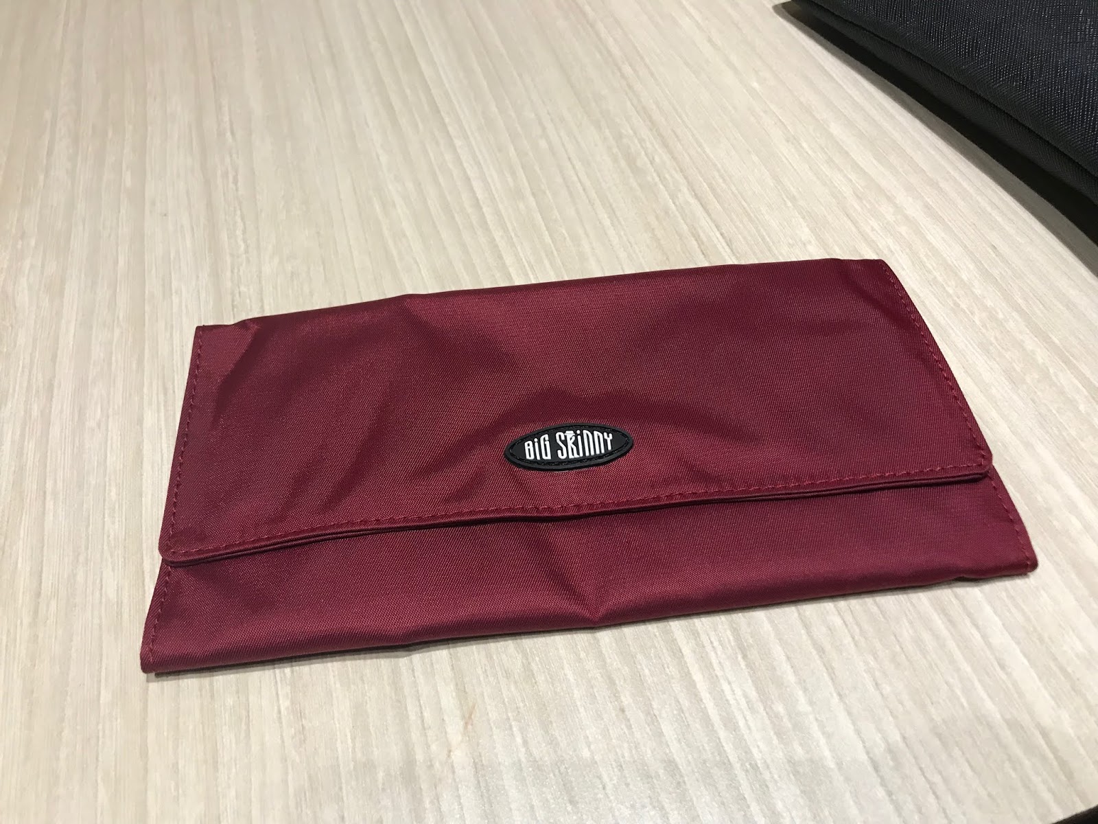[Review] Big Skinny Monte Cougar Red Women's Wallet - The Blahger