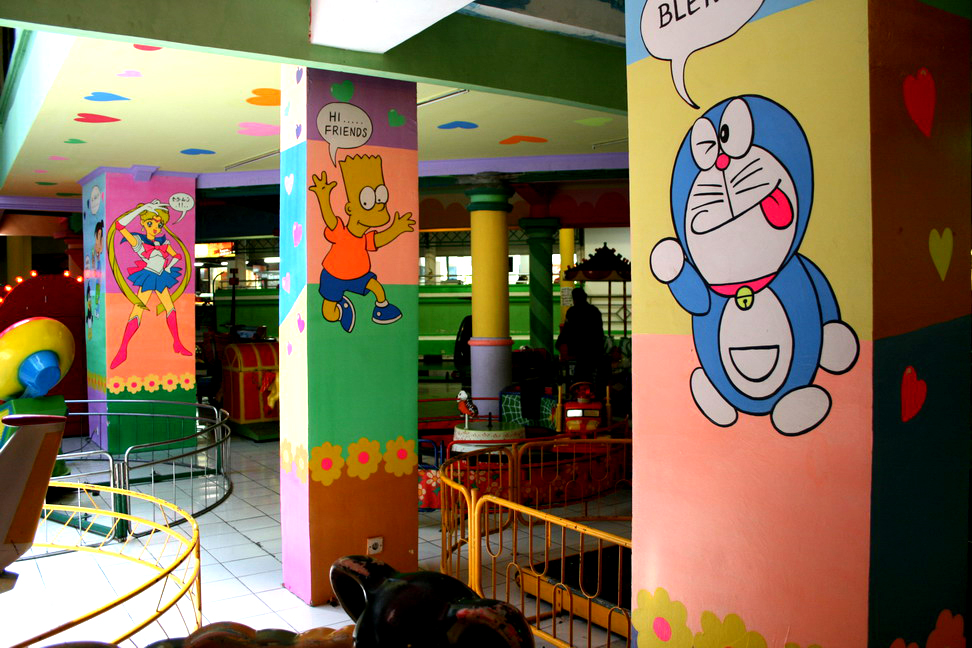 Lukis Dinding Kartun Dinding dari Bali Toon Mengerjakan Lukis Dinding Kartun Dinding dari Bali Toon Mengerjakan