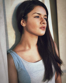 Actress avneet kaur Images actress avneet kaur photos