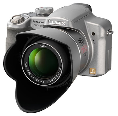 Lumix DMC-FZ18, Front View Lumix DMC-FZ18, Front View