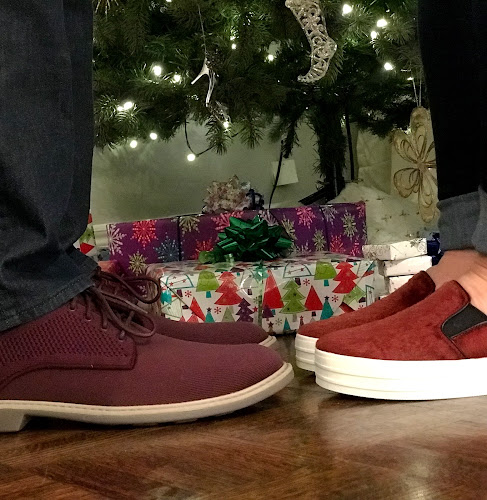 skechers christmas casual