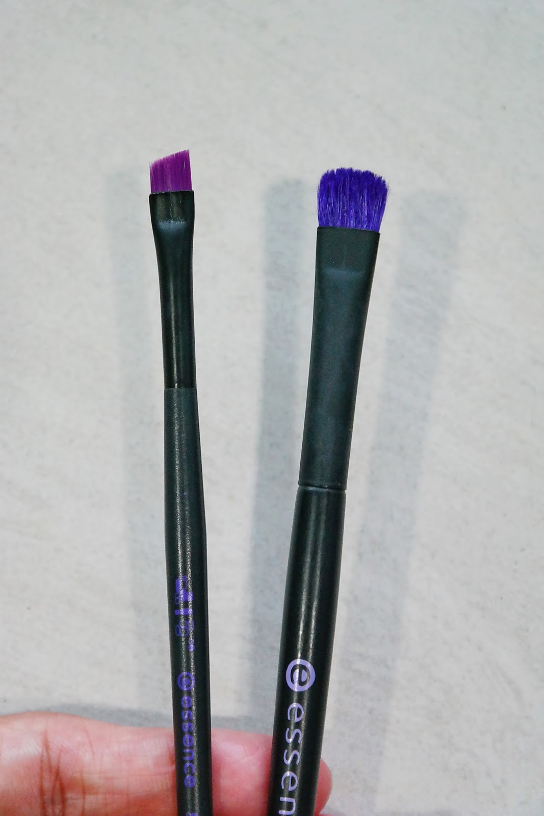Essence Eye Brushes — The Good Weekender