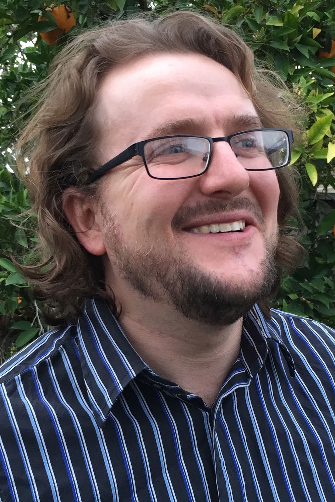 Rumbo a lo desconocido Reseña Los bastardos reales Andrew Shvarts