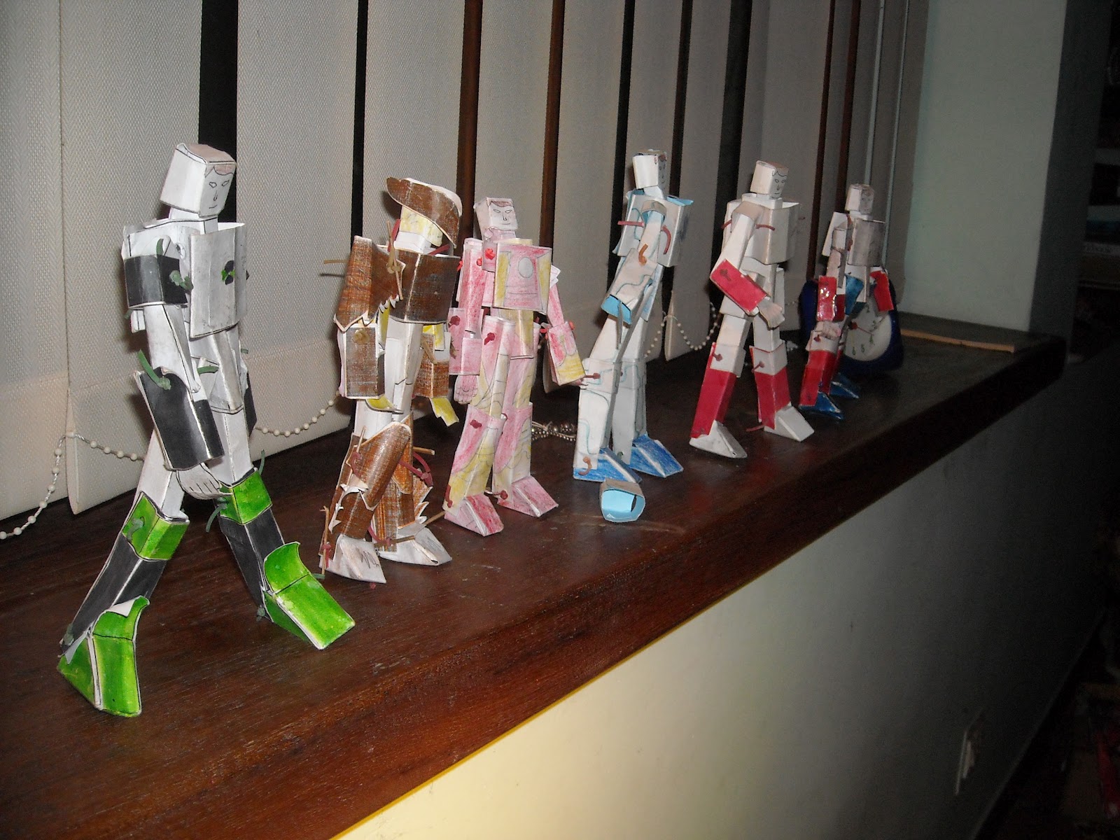 Paper Robots! Paper Robots