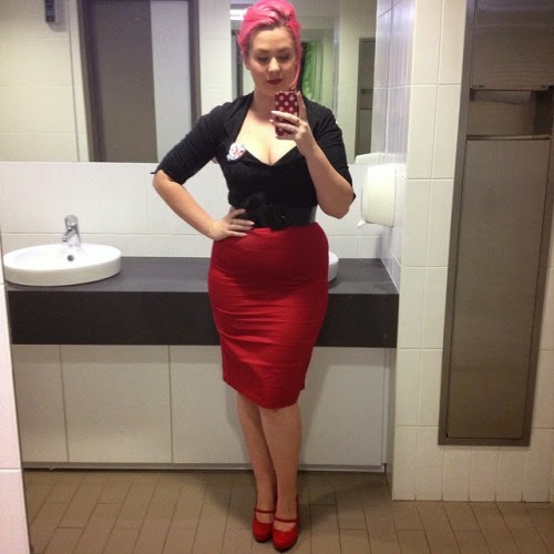 Curve Creations Closet: The Corporate pinup ~ How I dress pinup in a ...
