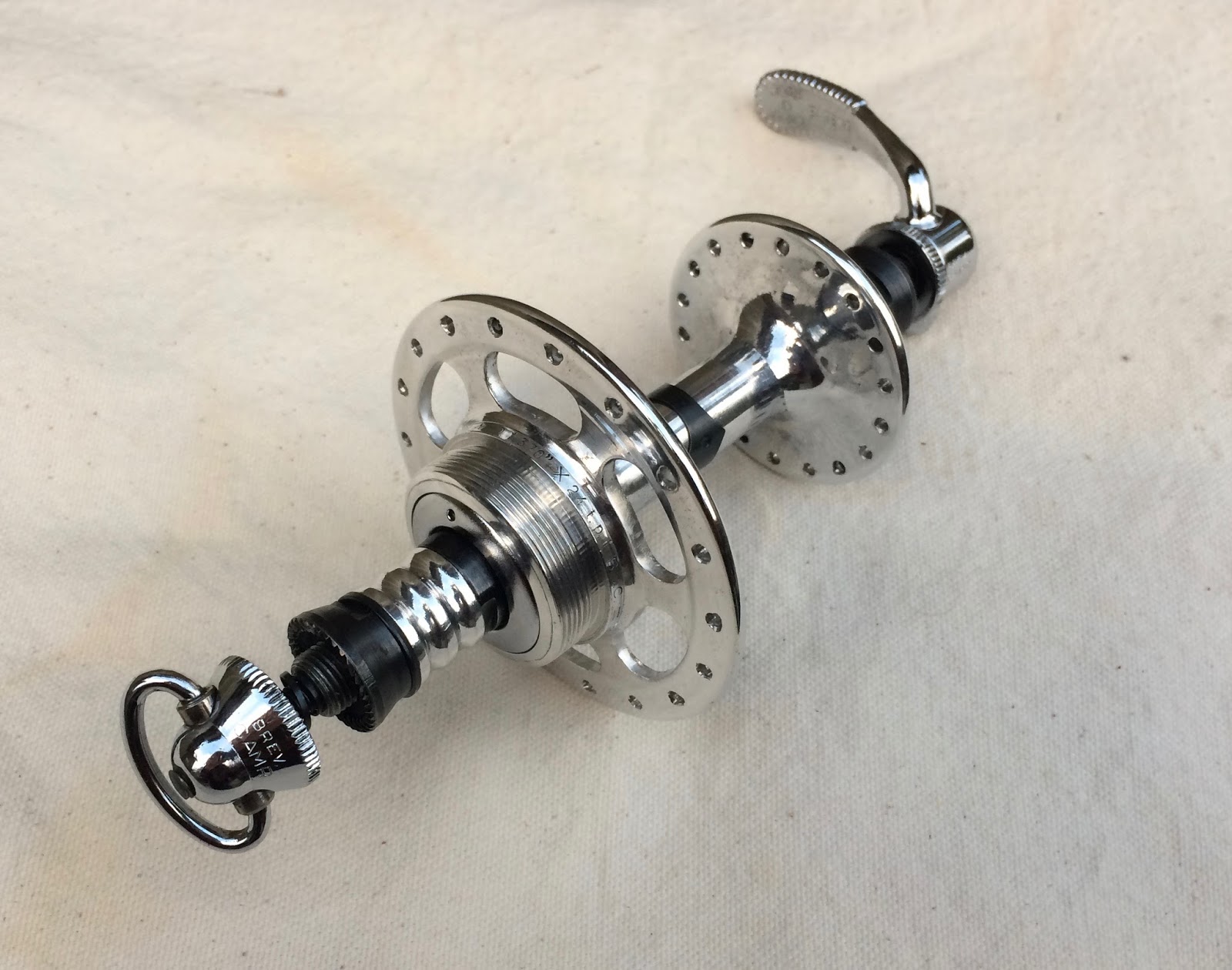 Bike Forums Hubbub on the Campy high vs normal flange hubs