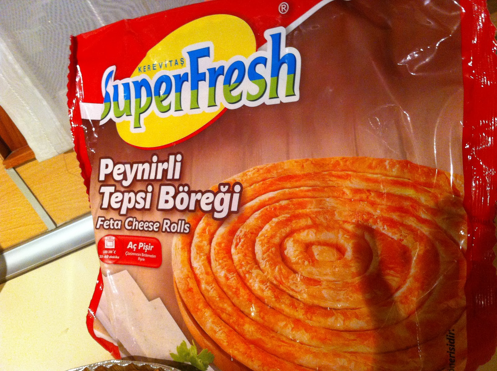 Pelin Yücel Superfresh Peynirli Tepsi Böreği