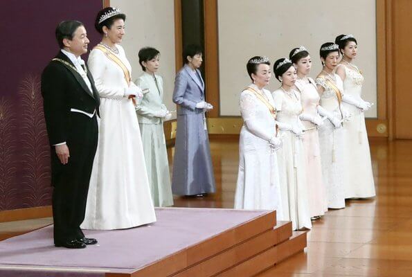 Emperor Naruhito, Emperor Masako, Crown Prince Akishino, Crown Princess Kiko, Princess Mako and Princess Kako, diamond tiara