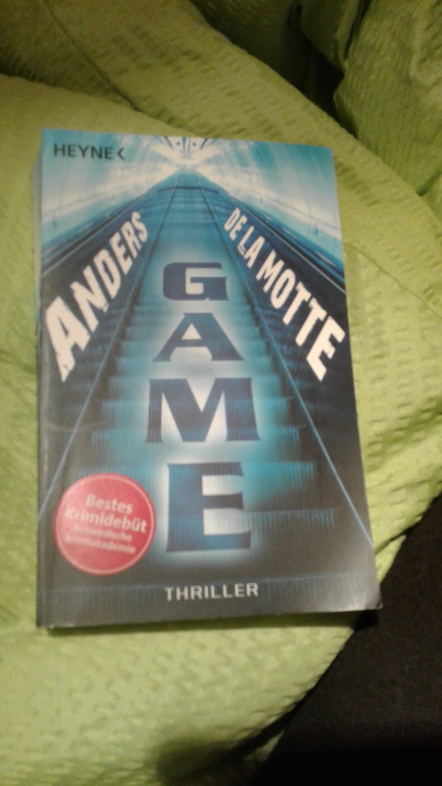 In Büchern leben [Rezension] Game Anders de la Motte