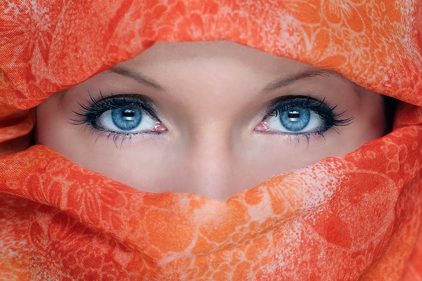 OddFuttos, When The Photos Speak Top 10 Most Beautiful Eyes Collection