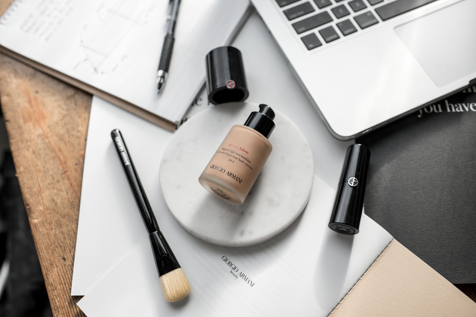 von vogue armani power fabric liquid foundation von vogue armani power fabric liquid foundation
