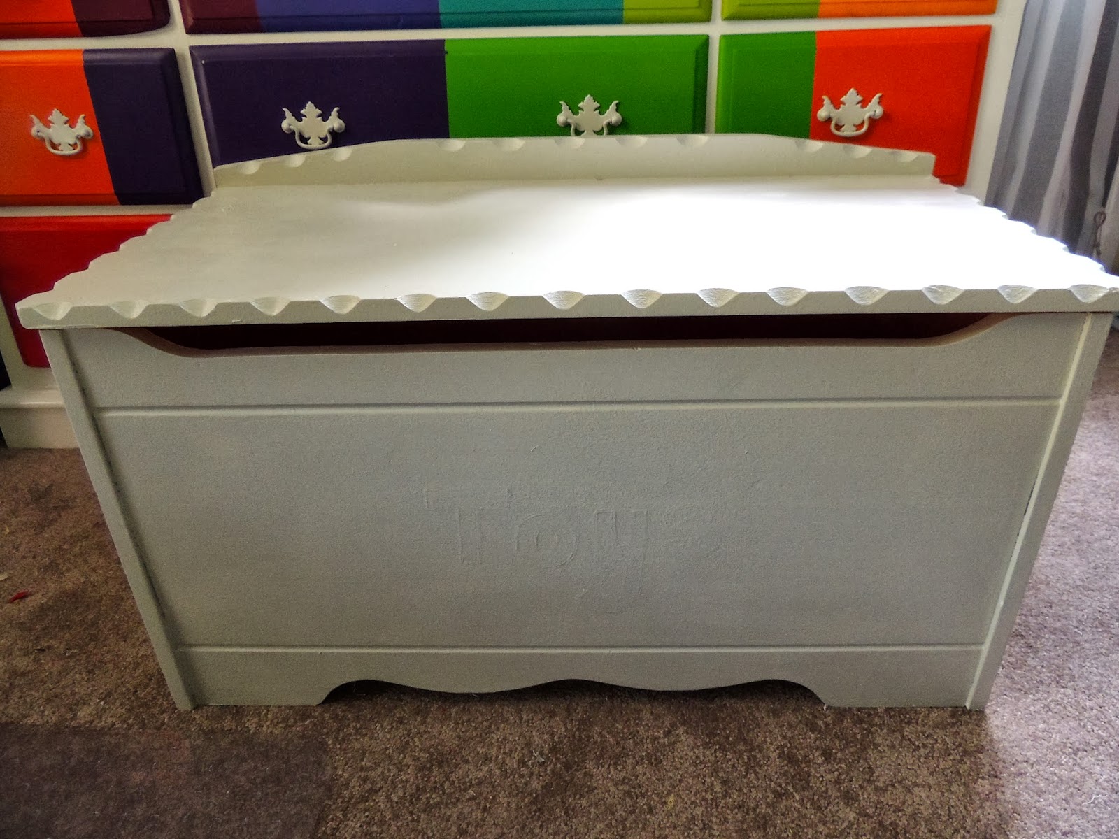 craft the pain away painted toy chest