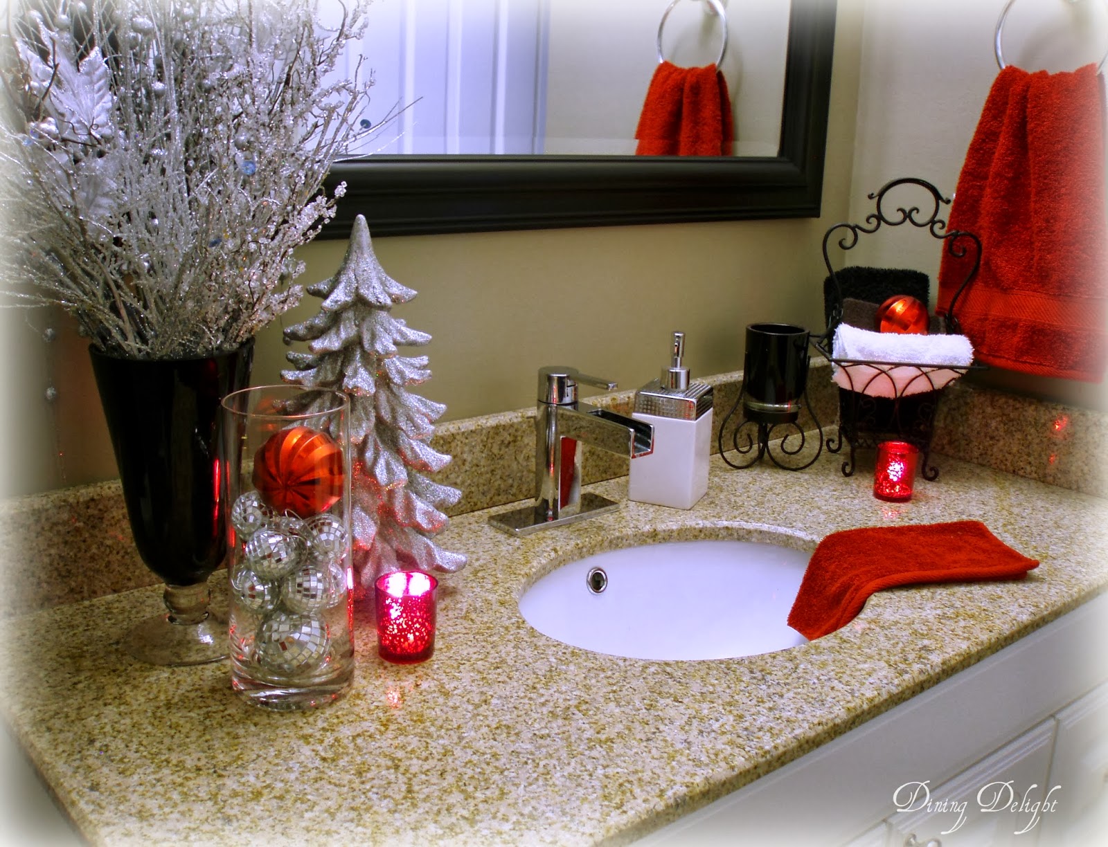 Dining Delight: Christmas Home Tour 2013