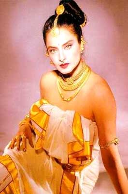 Rekha Sexy Pictures - All Entertainment