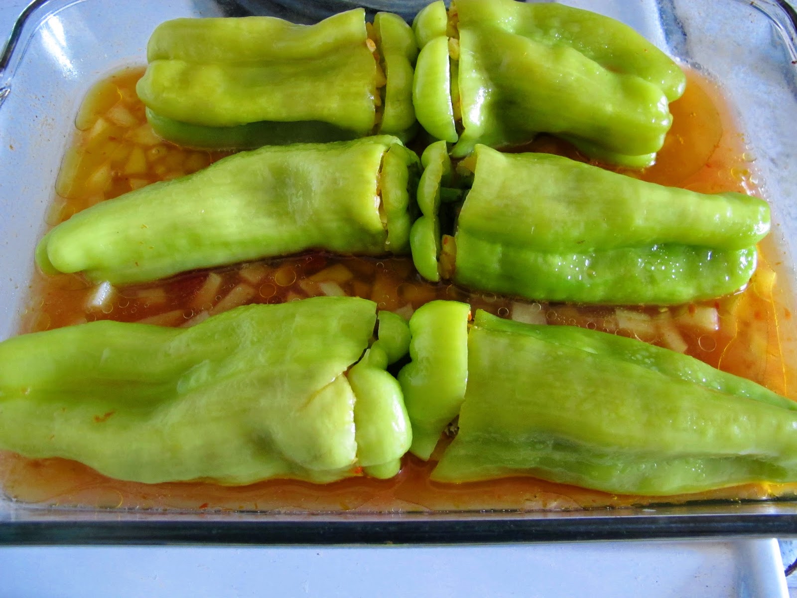 World Traveler Recipes: Vegetarian Stuffed Peppers