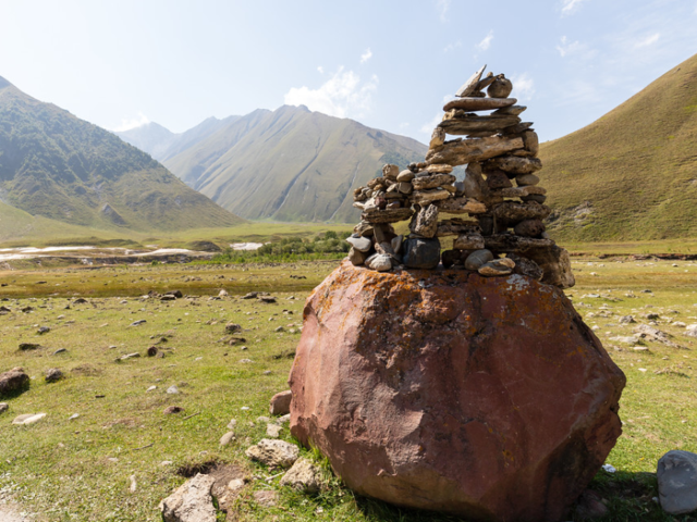 Wisata Satu Minggu Di Negara Kaukasus, Georgia, Azerbaijan dan Armenia Wisata Satu Minggu Di Negara Kaukasus, Georgia, Azerbaijan dan Armenia